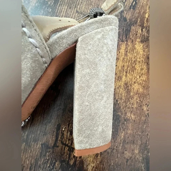 SCHUTZ | ladies peep toe sling back shoe.  Size: 8.5B - Picture 6 of 16